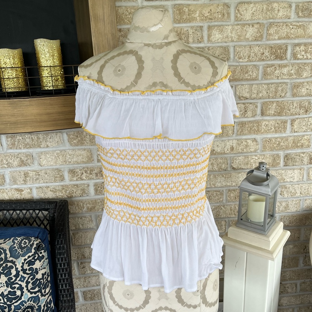Derek Heart white and yellow off the shoulder smocked top size M